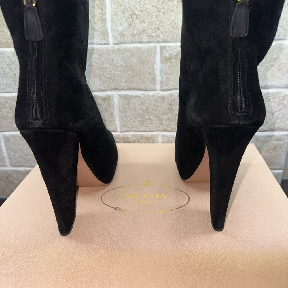 Prada boots,size 39 - Picture 2 of 5